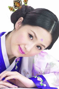 吸岳的大乳奶头泛滥春情,春潮涌动：传统文化新演绎，审美碰撞火花飞-5